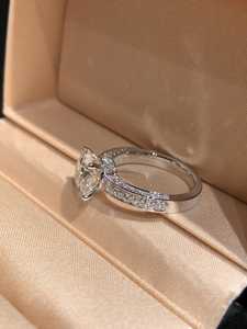 Anillo Romántico de Moissanita Brillante de 7MM con Corte Redondo, Rodio con Plata 925 Original, Regalo de Boda para Novia - Product Image 4