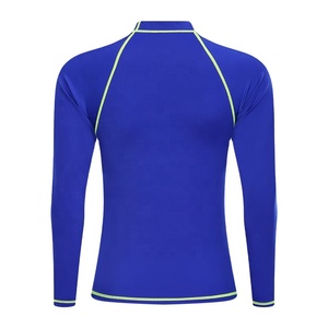 Rashguard Homme Personnalisé avec Logo ODM, Tenue de Sport Moulante pour Entraînement, Vêtement de Gym Slim pour Adulte, Lot de 20 Rashguards - Product Image 4