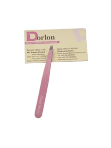 Pince à épiler professionnelle pour sourcils, en acier durable, à pointe inclinée, pour l'épilation des poils des sourcils, personnalisable (marque privée) - Product Image 1