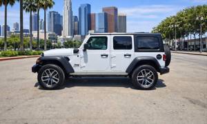 Jeep Wrangler 2024 LIMPIO, Nuevo, con Mejoras, Jeep Wrangler Rubicon Usado, SUV, Año del Modelo 2023 - Product Image 3