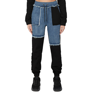 Conjuntos Deportivos 2 en 1 para Mujer con Logotipo Personalizado, Diseño Casual con Patrón Sólido, Tela Transpirable para la Temporada de Primavera - Precio de Fábrica - Product Image 3