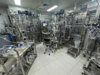 Le bioréacteur 5T d'acier inoxydable d'industrie maintient la température et le pH uniformes dans tout le milieu