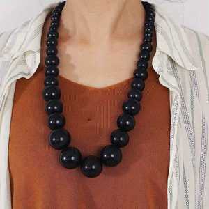 Collar de cuentas negras con corte princesa, hecho a mano, ecológico, de resina, personalizado, para el Día de San Valentín, Navidad, joyería de moda. - Product Image 5