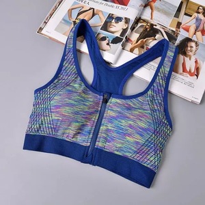 Women Seamless Sports <b>Bra</b> Scoop Neck Crisscross Straps Medium Support Yoga Black Solid <b>Stretch</b> Top - Product Image 3