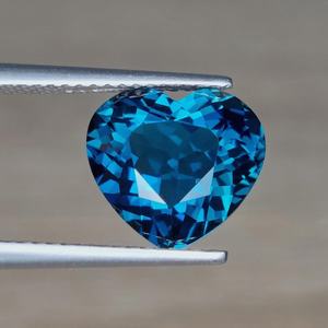 Topaze bleue de Londres naturelle en forme de cœur, pierre précieuse non montée bleu profond à facettes pour la fabrication de bijoux, fournisseur en gros - Product Image 3