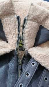 Chaqueta de Cuero Genuino para Hombre CHAMP KING con Forro de Sherpa y Cuello Camisero - Product Image 3