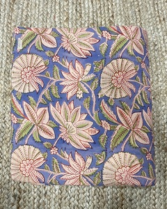 Tela de Algodón Bohemia Estampada a Mano con Diseño Floral, Ligera, 110 GSM, para Textiles del Hogar, Vestidos, Bolsos, Cortinas y Fundas - Product Image 3