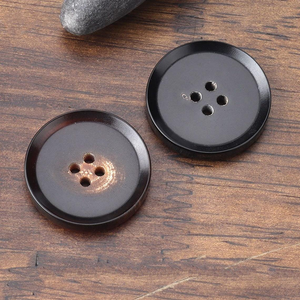 Handmade Natural Buffalo High Quality Horn Button With Polished Finish For Leather Coats And Bags At Affordable price - Product Image 6