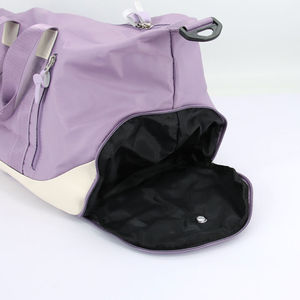 Sac de sport unisexe personnalisé avec logo, 30-40L, en polyester, fermeture éclair, sangle réglable, poignée souple, grande capacité, couleur lavande unie - Product Image 3