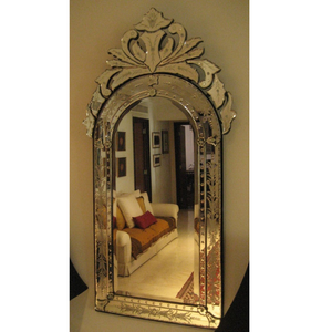 Miroir baroque vénitien de style antique élégant |   Miroir mural décoratif en verre de luxe pour salon, chambre et intérieurs d'hôtel - Product Image 1