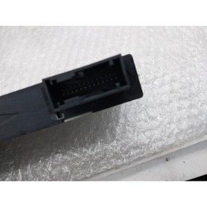 ECU และโมดูลคอมพิวเตอร์มือสองสำหรับรถยนต์ซีรีส์ 7 รุ่น 61359268751901 - Product Image 3