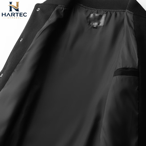 Dernier modèle de veste de baseball universitaire décontractée, entièrement noire, avec manches en cuir et patch lettre B en chenille grise - Product Image 5