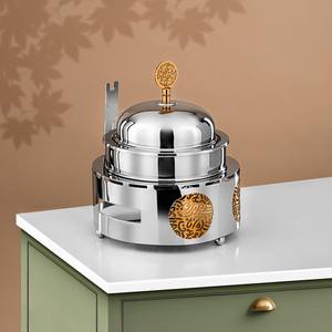 Plat de service rond en acier inoxydable avec calligraphie arabe découpée au laser, chauffe-plat de buffet avec couvercle roulant pour la restauration hôtelière de luxe - Product Image 3