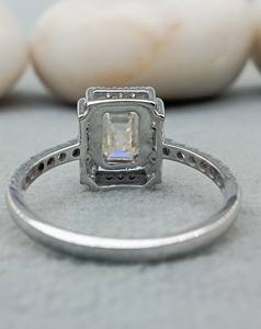 Anillo de compromiso y boda de oro con diamante talla esmeralda para mujer, ideal para fiestas - Product Image 3