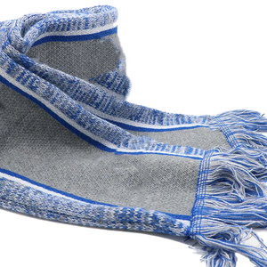 Ensemble bonnet et écharpe artisanale géométrique gris et bleu blanc Zeta Phi Beta, tricoté à la main en acrylique, équipement d'hiver unisexe de luxe - Product Image 4