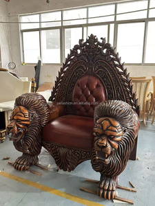 Sedia Trono Reale con Intagli Intricati |   Poltrona Moderna di Lusso in Pelle per Soggiorno, Ecologica e Resistente - Product Image 5