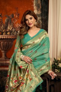 Sari en soie pour mariage, très tendance, avec pièce de blouse, vêtements indiens pour femmes, sari à bas prix, vente en gros, vêtements de Surat - Product Image 6