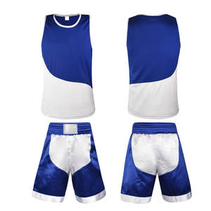 Uniforme de boxeo profesional personalizado, conjunto de chaleco y pantalones cortos de boxeo con estampado personalizado en un estilo único y de la mejor calidad. - Product Image 1