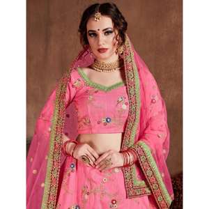 Vêtements de mariée brodés de créateur rose élégant Lehenga Choli pour décorations murales de fête - Product Image 2
