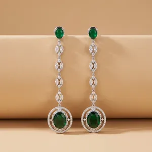 Pendientes de tono plateado de circón de alta calidad, ropa moderna, piedras AD, busca fiesta, función de boda, colección de ropa para mujer - Product Image 2