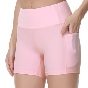 Pantalones cortos de yoga con spandex flexible para mujer - Product Image 1
