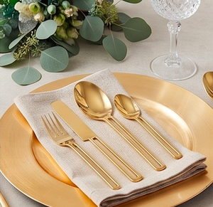 Ensemble de couverts en or, 5 pièces, design minimaliste, finition miroir, passe au lave-vaisselle, pour mariage et usage en table. - Product Image 3