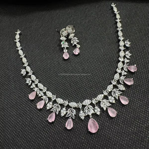 Conjunto de joyería nupcial de diamante americano clásico, collar y pendientes de dos piezas para boda, estilo clásico de moda - Product Image 1