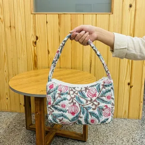 Sac à main matelassé en coton à motifs floraux, sac fourre-tout réutilisable en tissu, sac à bandoulière fait main pour femme, sac de tous les jours, fabricant - Product Image 5