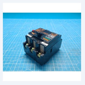 Disjoncteur différentiel Fuji EG53F 50A d'occasion – Pièces détachées d'équipement semi-conducteur de génération précédente - Product Image 6