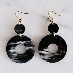 Pendientes de Cuerno Estilo Animal Hechos a Mano, Modernos y Artísticos para Mujeres, Coleccionables - Product Image 1