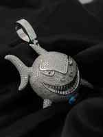 Pendentif Requin Cartoon avec Pierres Moissanite Taille Brillant, Plaqué Argent 925, Style Hiphop, Breloque Unisexe pour Usage Quotidien et Fêtes Luxira