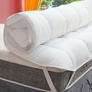 Surmatelas matelassé rafraîchissant blanc en microfibre 400TC lavable toutes saisons pour la maison et l'hôtellerie - Product Image 3