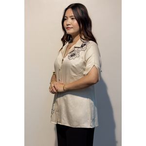 เสื้อเชิ้ตผู้หญิงสีเบจ ผ้าฝ้ายกิซ่า พรีเมียม สวยหรู สวมใส่สบาย เหมาะสำหรับทุกวัน จากผู้ผลิต - Product Image 2