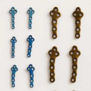 Plaques de fixation de sécurité TPLO pour implants vétérinaires 15-35mm en titane réutilisables, ensemble gauche et droit, kit orthopédique vétérinaire 14 pièces pour chien - Product Image 5