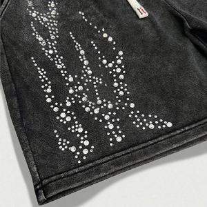 Conjunto de camiseta y pantalones cortos para hombre, con pedrería y estampado de llamas, estilo oversize, negro, streetwear, conjunto de dos piezas a juego, informal, de verano, de corte relajado - Product Image 6