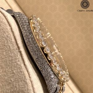 Charm Jewels Luxury Gold Bracelet Women's Fashion Jewelry High Quality Crystal Inlay Band Elegant Style - Product Image 2