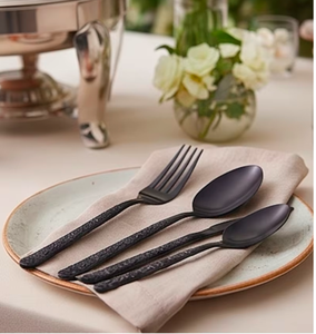 Ensemble de couverts noir mat avec manches martelées, design minimaliste, compatible lave-vaisselle, couverts en métal pour les tables de mariage - Product Image 3