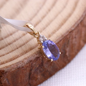 Pendentif Charme pour Femme en Tanzanite Véritable de Haute Qualité, Or Jaune Massif 14 carats, Fait Main, Certifié GIA, Tendance - Product Image 5
