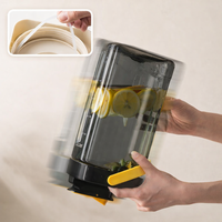 Bouteille d'eau Cronus 3,5 L sans BPA, écologique, antidérapante, avec couvercle à ouverture par pression |   Motivational Fitness, étanche, compatible lave-vaisselle, pour la maison