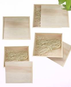 Boîte à bijoux en bois classique, faite à la main, écologique, durable et personnalisable, avec poignées - Product Image 2