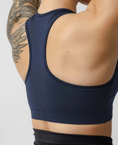 ชุดกีฬาน้ำหนักเบา สปอร์ตบราสีน้ำเงินล้วนแบบ Racerback รองรับได้ดี ระบายอากาศได้ดี เสื้อออกกำลังกายสำหรับผู้หญิง น้ำหนัก 180 กรัม - Product Image 3