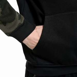 Sweat-shirt à capuche personnalisé pour homme, style sport et streetwear, grandes tailles, avec manches camouflage. - Product Image 5