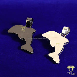 Colgante Hip Hop Personalizado de Animales Marinos para Hombre con Diamantes Moissanite Engastados a Mano y Plata 925 - Product Image 5