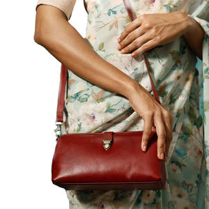 Sac à main en cuir de vachette, sac à bandoulière classique artisanal, sacoche de bureau, sac de voyage, design élégant et durable, fermeture éclair - Product Image 2