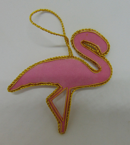 เครื่องประดับตกแต่งต้นคริสต์มาสรูปนกฟลามิงโก งานฝีมือคุณภาพสูง ปักลูกปัดอะคริลิคหลากสีสัน ของขวัญสำหรับแขวนต้นคริสต์มาส ตกแต่งบ้าน - Product Image 3