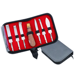 Kit de couteaux à sabots interchangeables OEM ODM Fabricant Instruments vétérinaires Couteaux à sabots Prix Couteau à sabots à lame courbée avec manche en bois - Product Image 1