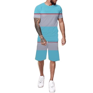 Ensemble de survêtement décontracté deux pièces pour homme, collection été 2026, avec t-shirt à manches courtes et short - Product Image 1