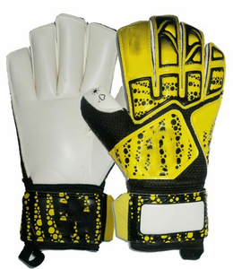 ถุงมือผู้รักษาประตูฟุตบอลสำหรับเด็กผู้ชาย  ยางคุณภาพสูง ป้องกันนิ้วมืออย่างดี สำหรับการแข่งขันฟุตบอล - Product Image 2