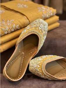 Solid Gold Colors Work Handmade Fancy <b>Khussa</b> Shoes for Women Customized Logo Fashion Design Punjabi Wear <b>Khussa</b> Women's Shoes - Product Image 6