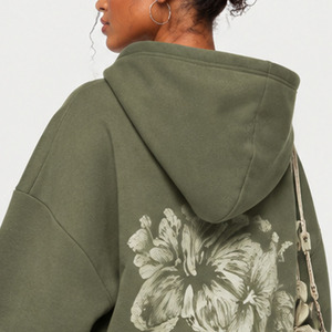 Conjunto Deportivo de Dos Piezas para Mujer, Estampado en Serigrafía, Personalizado, Estilo Casual, Poliéster/Algodón, Diseño Personalizado OEM, Ropa para Mujer - Product Image 3